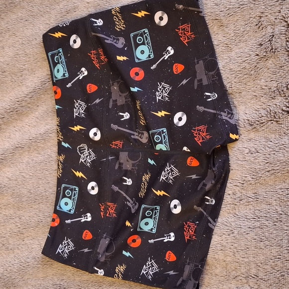 Rock N Roll Workout Shorts - Picture 4 of 4